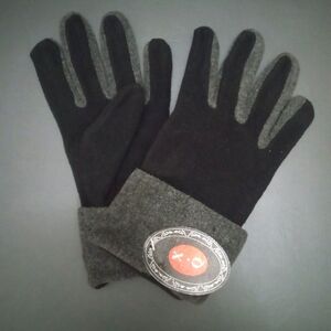 Gloves 🧤 X.Q Stylish Black and Gray Gloves